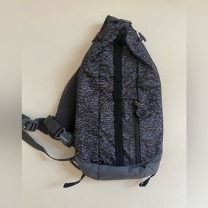 Merrell Crest Sling Bag 8L